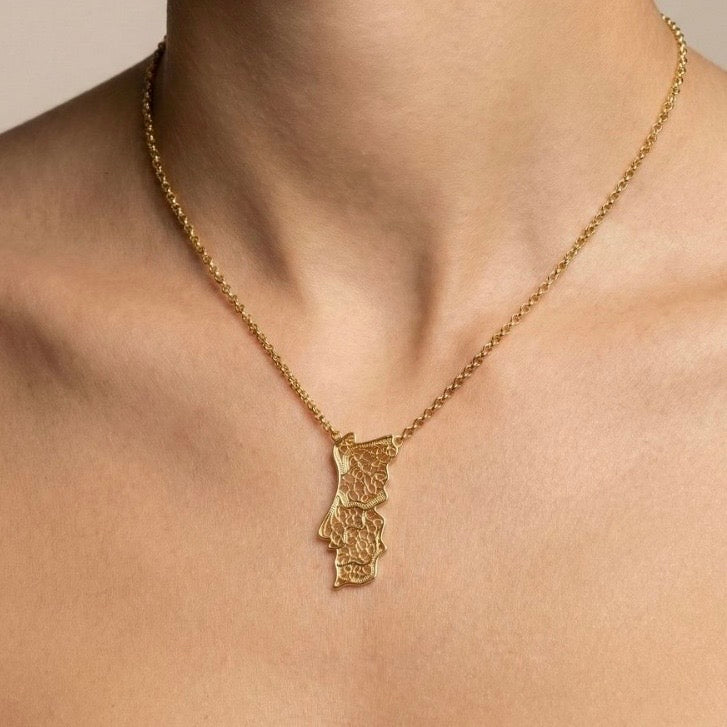 Collier "Carte du Portugal" en filigrane