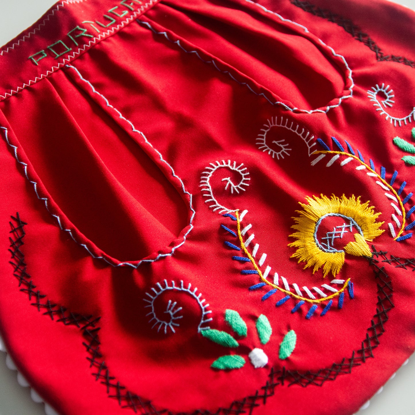 Tablier enfant brodé « Vianense »