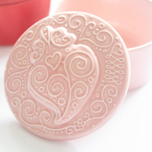 Boite « Coeur de Viana » en céramique rose