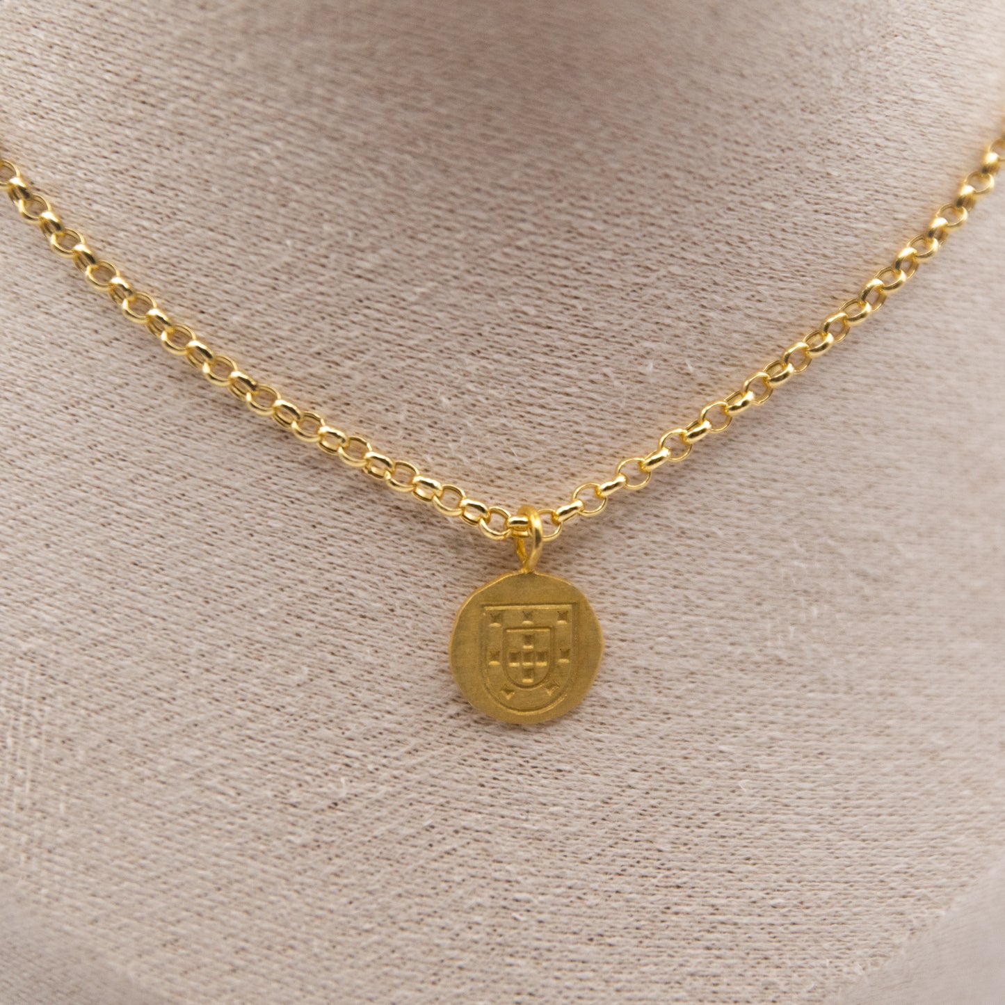 Collier "Ecusson Portugal" en argent plaqué or - Edition limitée