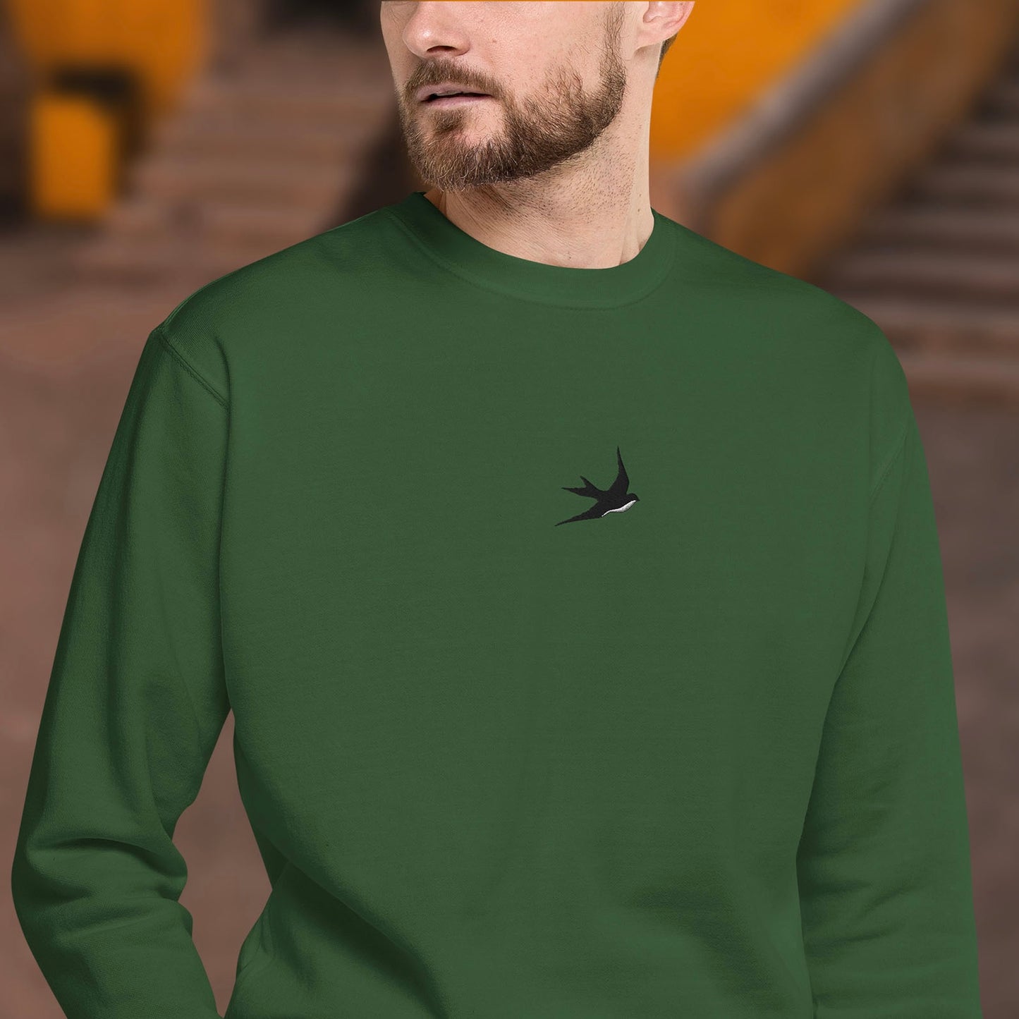 Sweat brodé « Hirondelle »