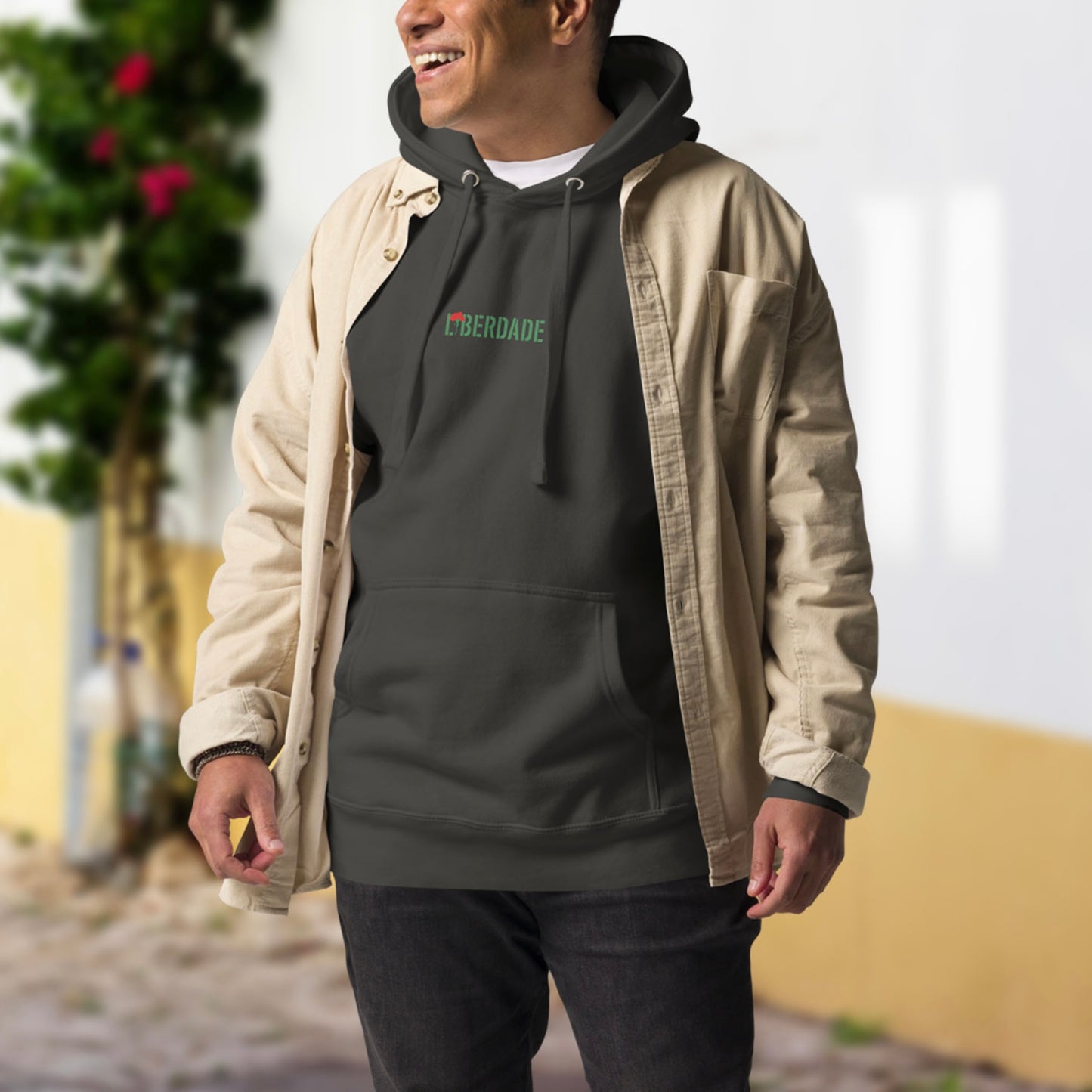 Sweat à capuche « Liberdade »