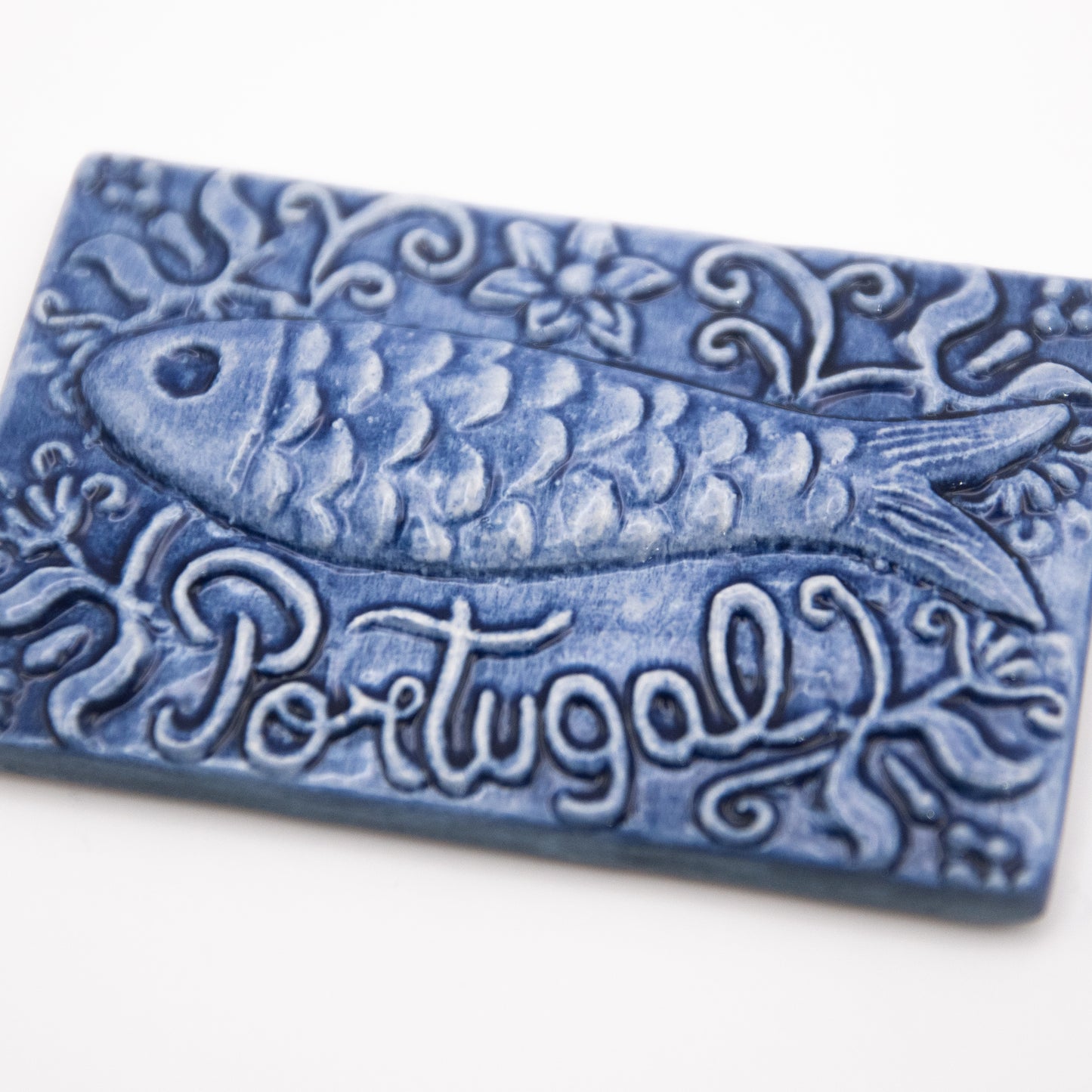Magnet « Sardine relief » en céramique