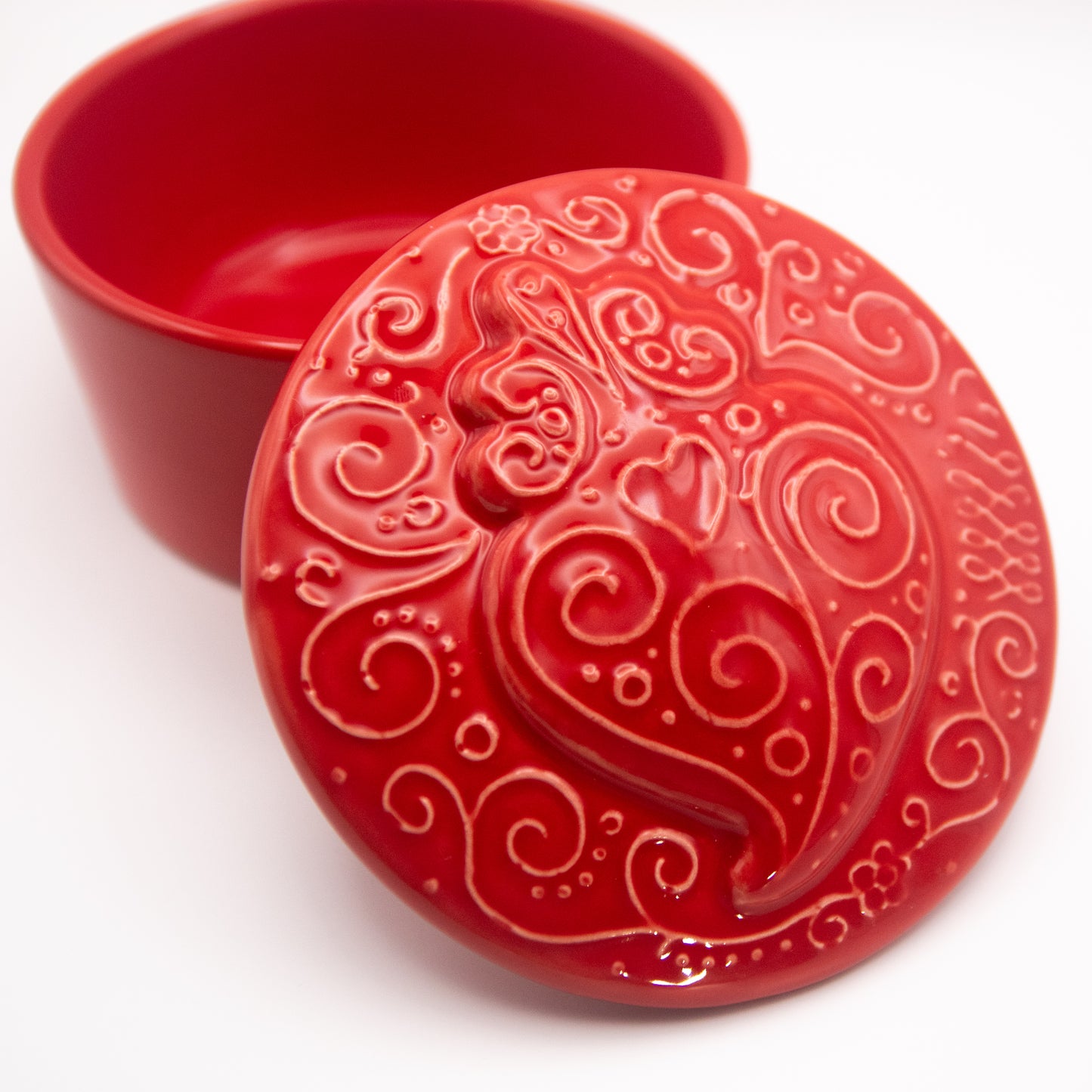 Boite à bijoux « Coeur de Viana » en céramique rouge