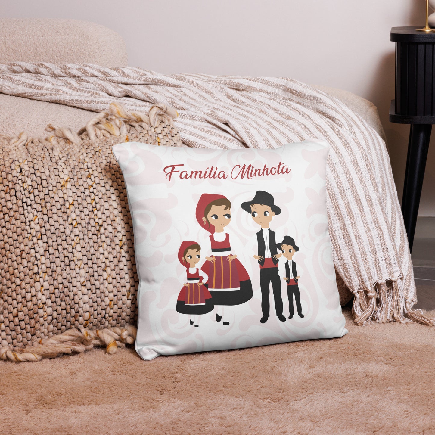 Almofada “Família Minhota” personalizável