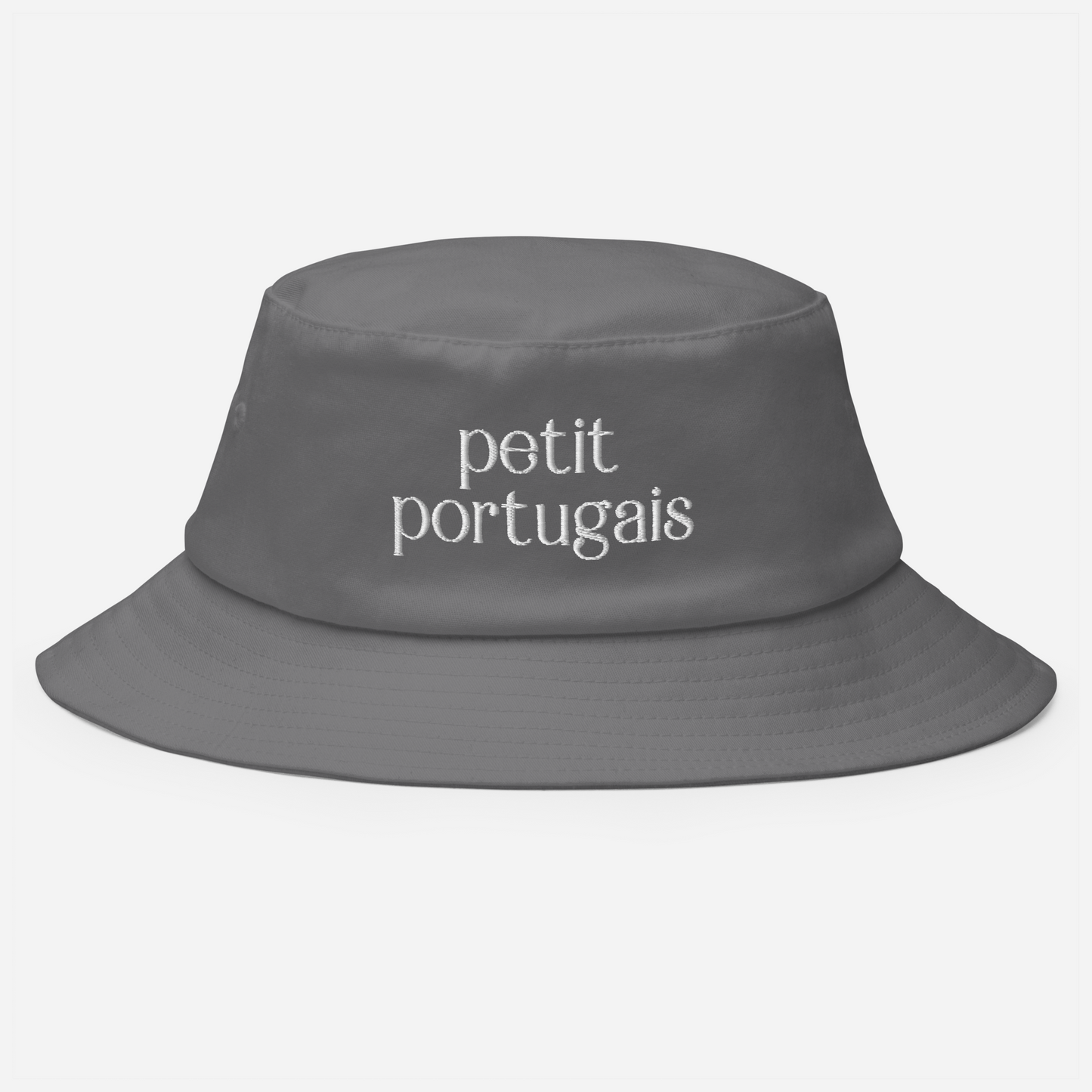 Bob brodé « Petit portugais »
