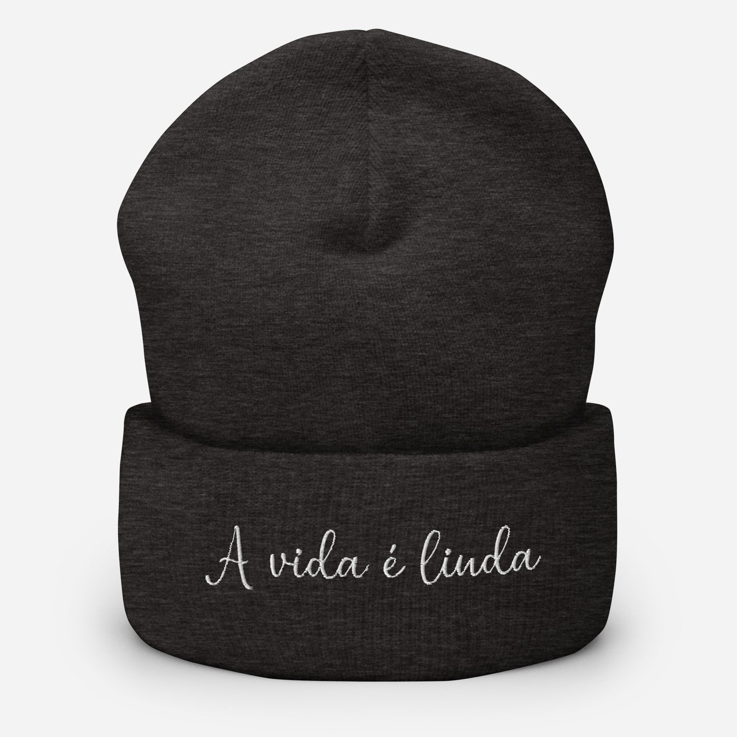 Bonnet brodé « A vida é linda »