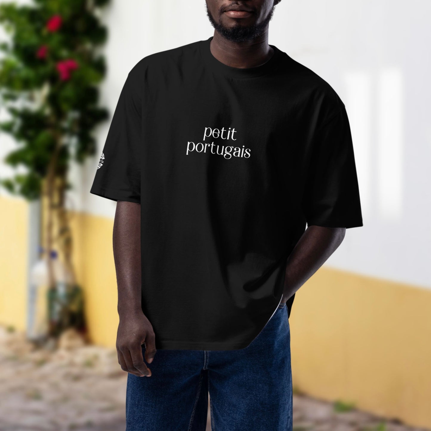 T-shirt oversized “Pequeno Português”