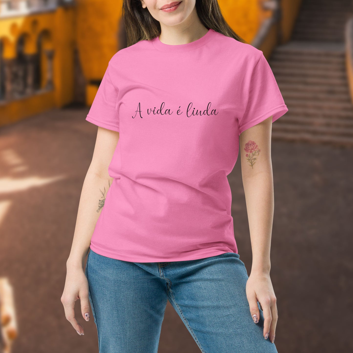 Camiseta “A vida é linda”
