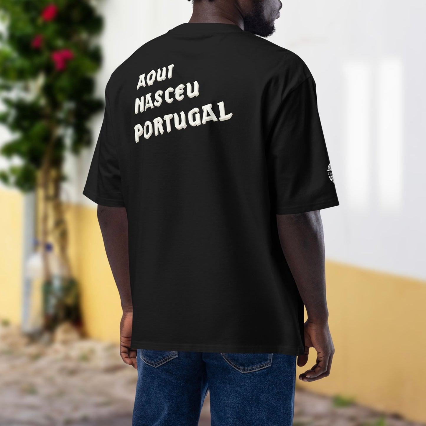 T-shirt oversized “Aqui Nasceu Portugal”