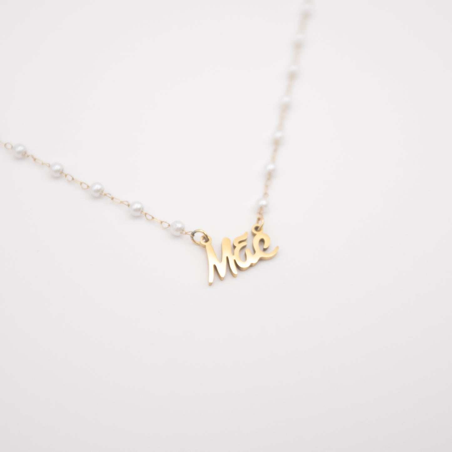 Collier "Mãe" en acier inoxydable et perles