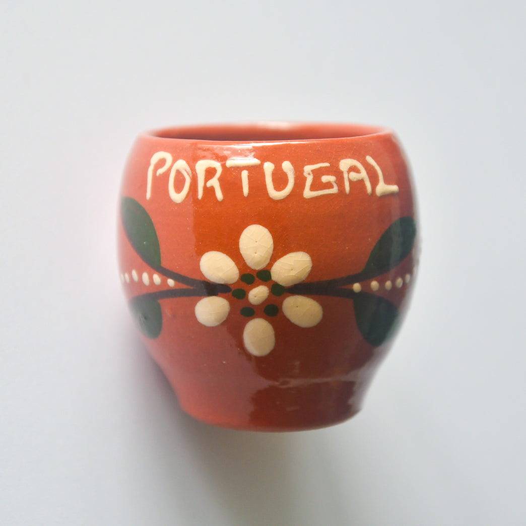 Caneca em terracota “Portugal”