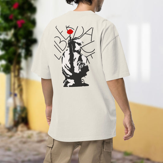 T-shirt oversize « Révolution des oeillets »