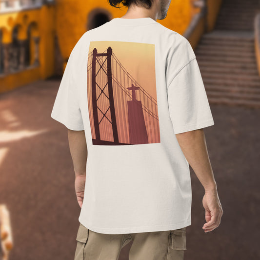 T-shirt oversize « Coucher de soleil à Lisbonne »