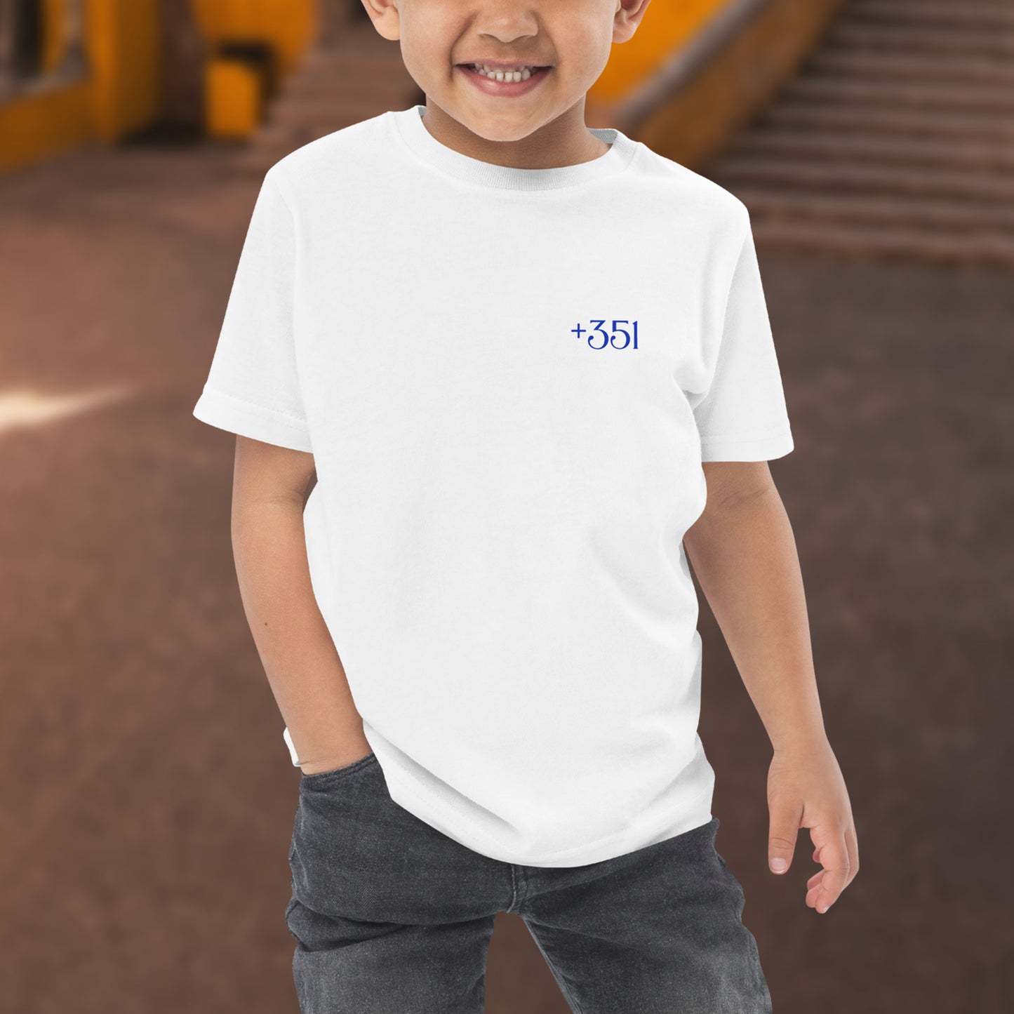 T-shirt petit enfant « +351 »