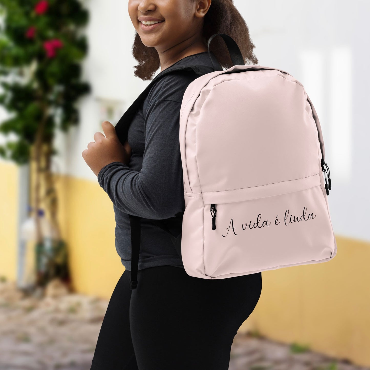 Mochila “A vida é linda”