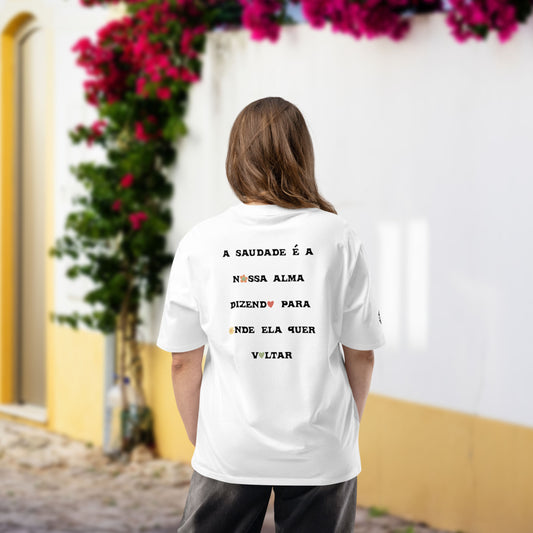 T-shirt oversize « A saudade é a nossa alma »