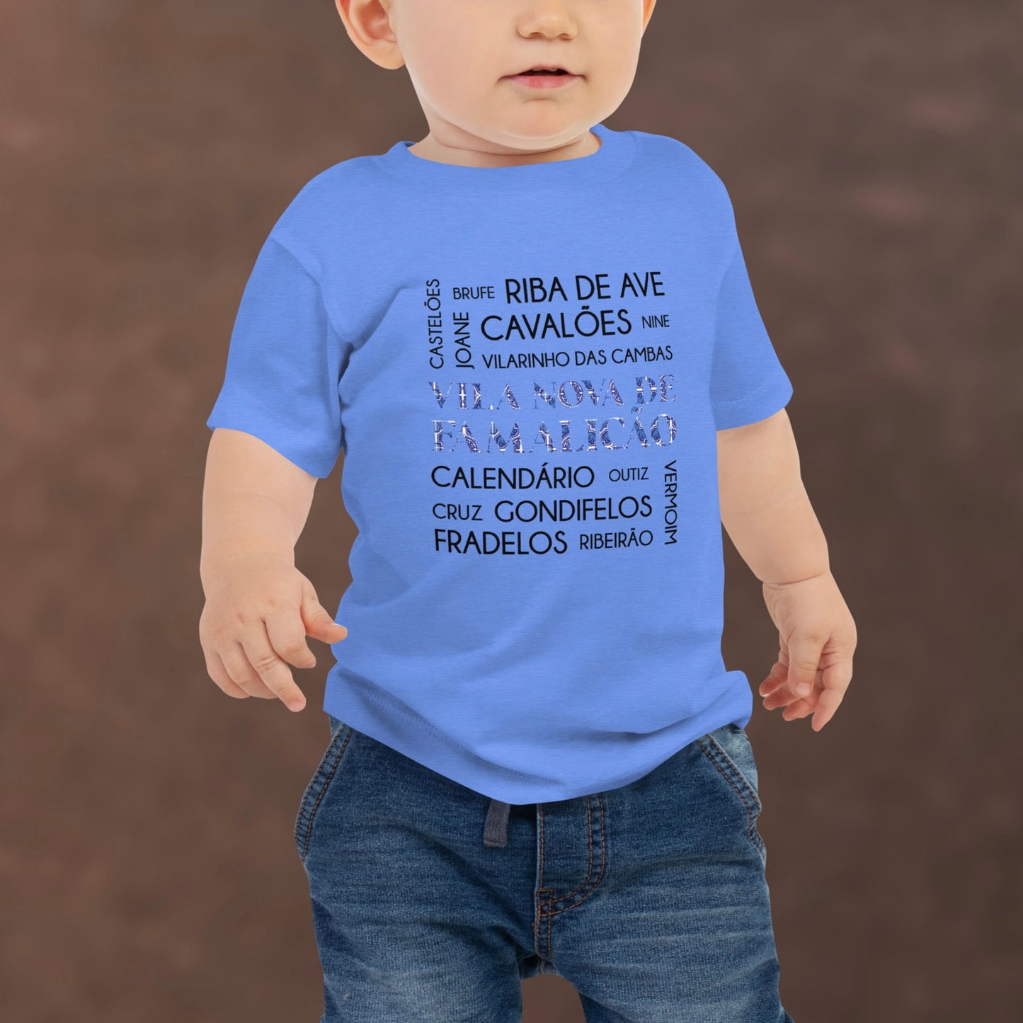 T-shirt bebé “Vila Nova de Famalicão e freguesias”