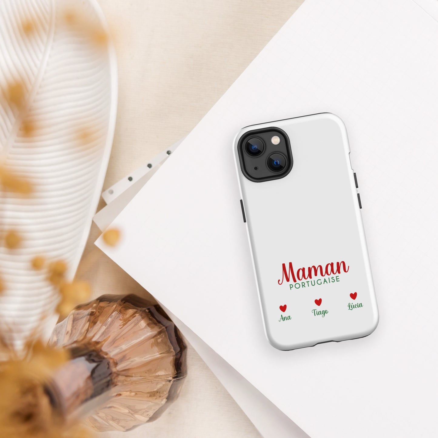 Capa rígida personalizável para iPhone “Portuguese Mom” com dupla proteção