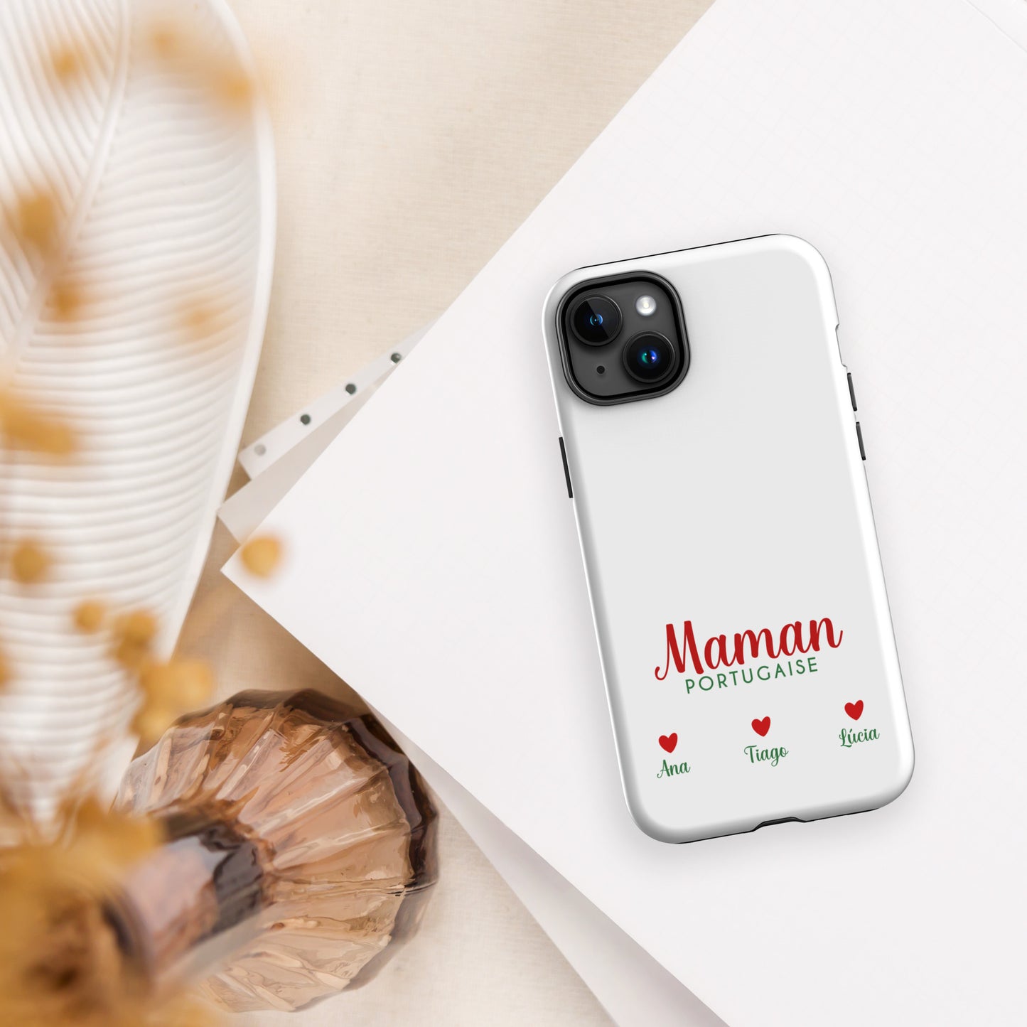 Capa rígida personalizável para iPhone “Portuguese Mom” com dupla proteção