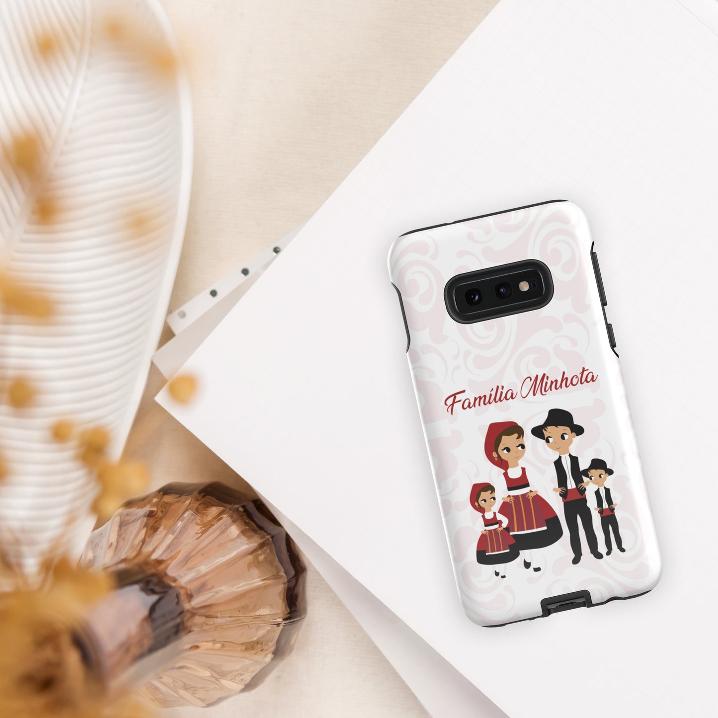 Capa rígida de dupla proteção Samsung "Família Minhota" personalizável