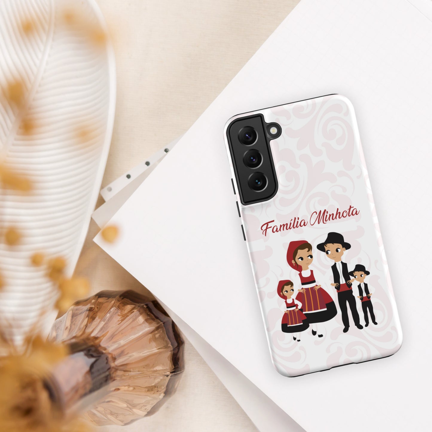 Capa rígida de dupla proteção Samsung "Família Minhota" personalizável