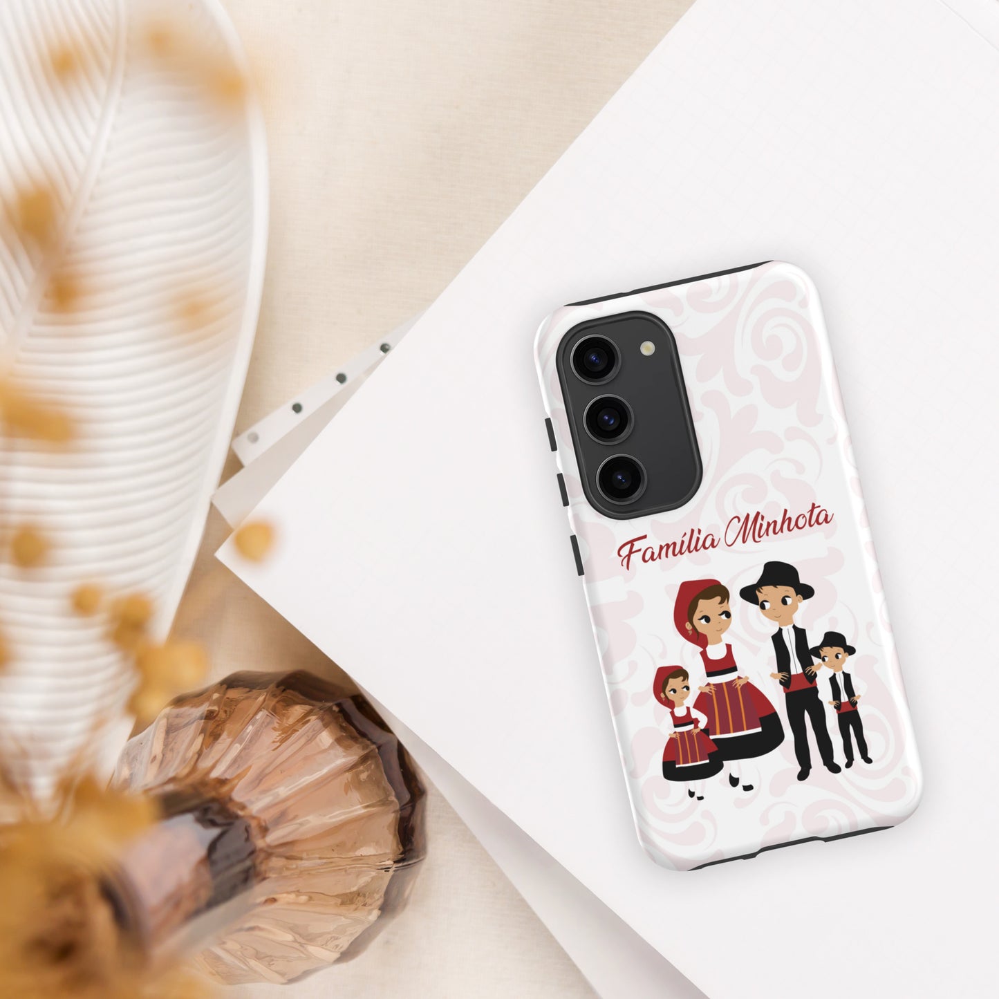 Capa rígida de dupla proteção Samsung "Família Minhota" personalizável